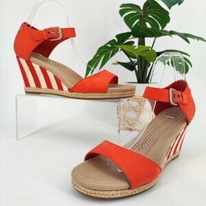 UGG Woman’s Wedge Red Leather Strappy Espadrille Comfort Sandals Size 9